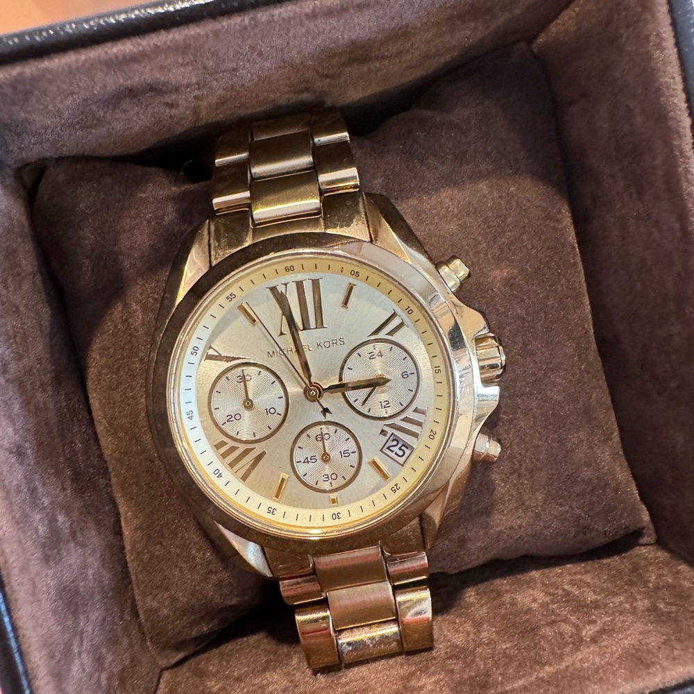 All Gold Michael Kors Watch - Picture 4 of 9
